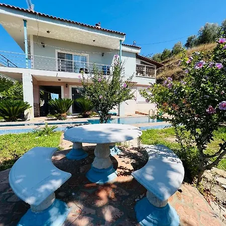 Apartament Vieri Lukovë