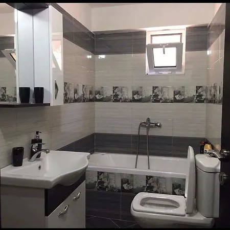Vieri Apartment *