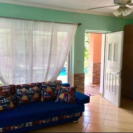 Vieri Apartment *